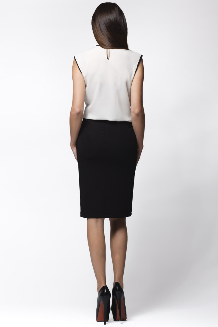 Bluzka A024 - Kolor/wzór: Ecru-czarny